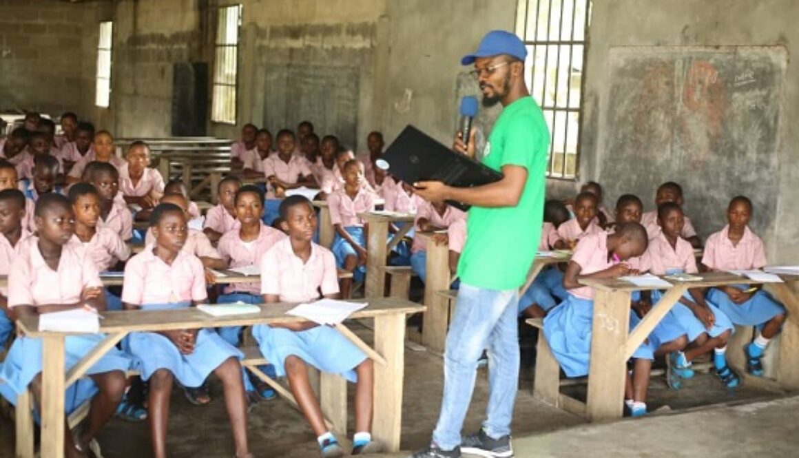 Picture of The Executive Director During World Environment Day Presentation